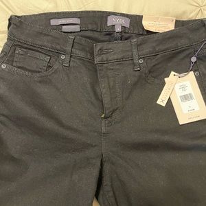 NYDJ black jeans size 8 NWT
